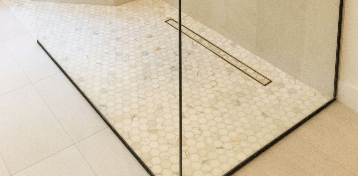 Ventajas de cambiar tu bañera por plato de ducha